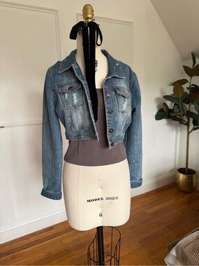 Bundle Edikted  TOP  and jean jacket Dollhouse Distressed Cropped Denim Jacket